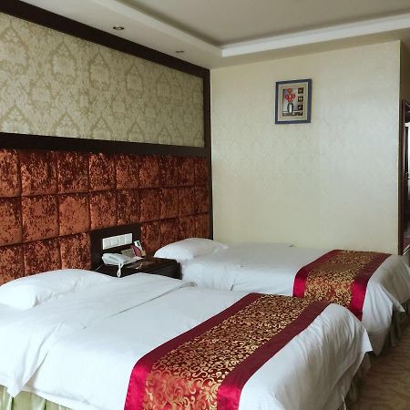 Guangzhou Lucky Hotel Exteriör bild