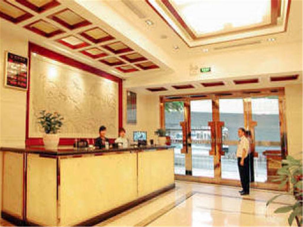 Guangzhou Lucky Hotel Exteriör bild