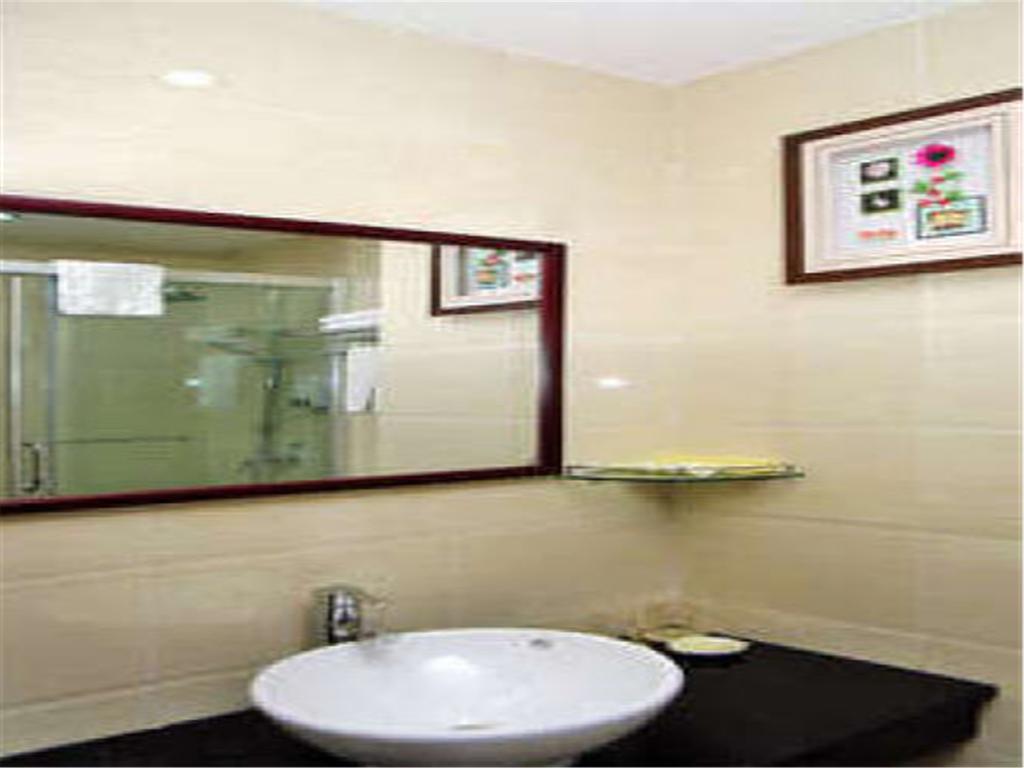 Guangzhou Lucky Hotel Exteriör bild
