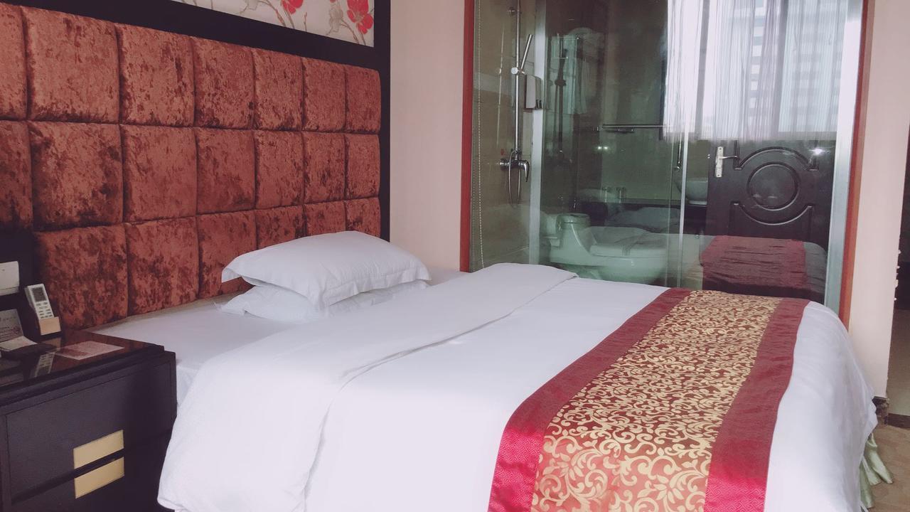Guangzhou Lucky Hotel Exteriör bild